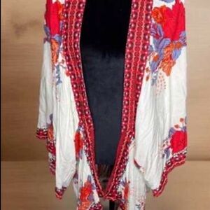 Flying Tomato by Anthropologie Kimono